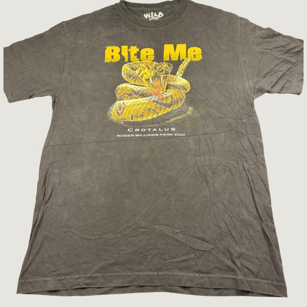 Wild Wear Bite Me Rattlesnake T-Shirt Mens Large Roger Williams Zoo